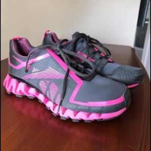 Women’s Reebok Sneakers Size 7